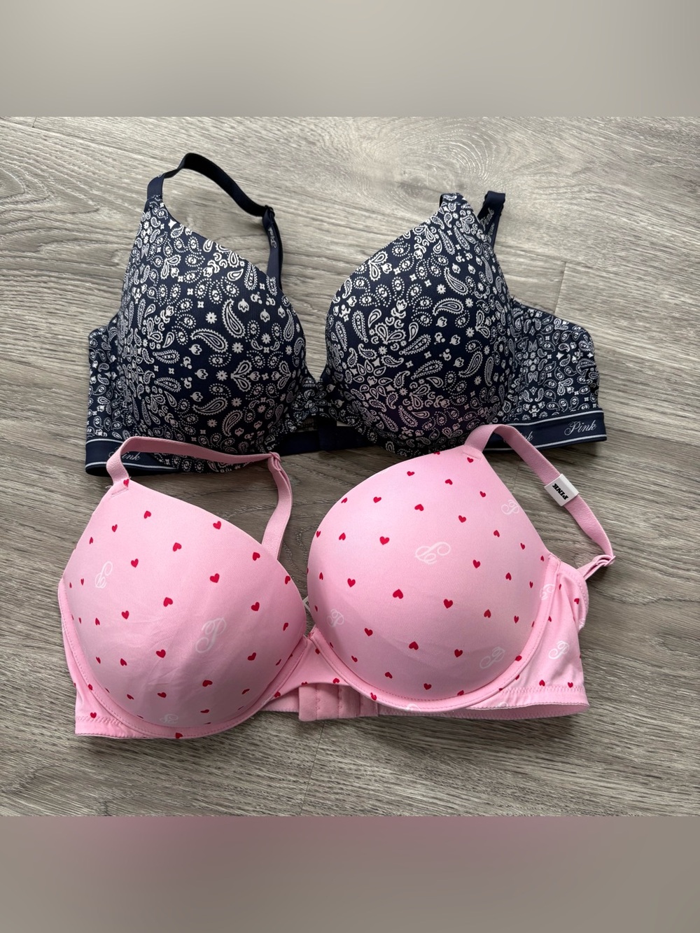 LOT OF 2 PINK Victoria’s Secret Wear Everywhere Push-Up Bras 40C Navy & Pink